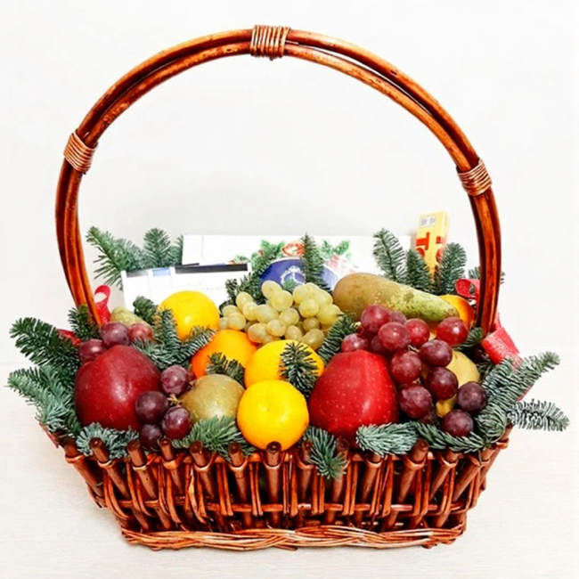 Букет цветов "Новогодняя корзина №7"